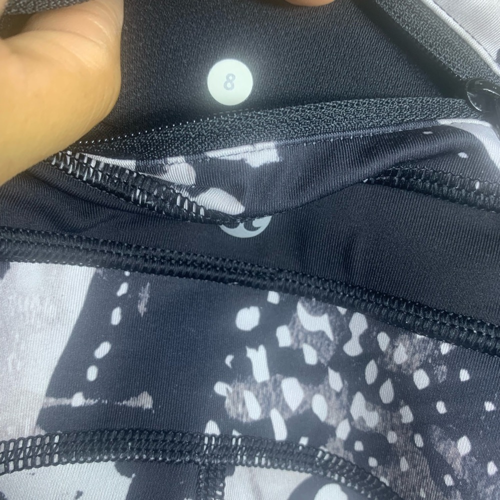 Lululemon Pace Tight *Full-on Luxtreme style Number: W5L76S - Picture 8 of 13